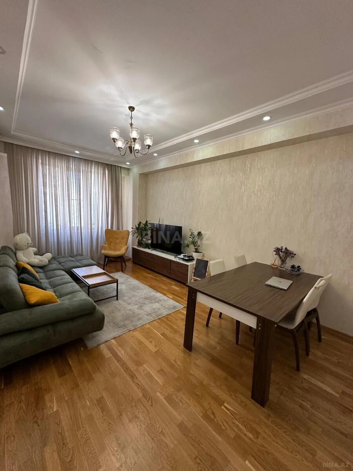 Satılır 3 otaqlı mənzil 83 m²