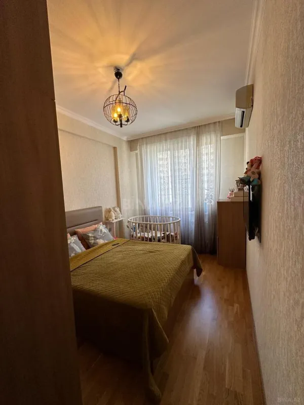 Satılır 3 otaqlı mənzil 83 m²