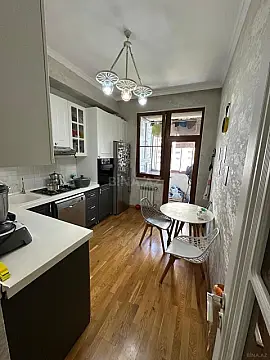 Satılır 3 otaqlı mənzil 83 m²