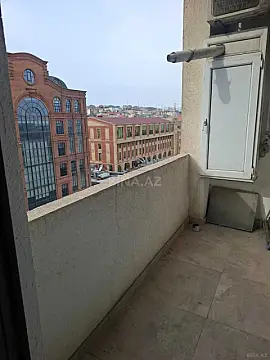 Kirayə verilir 3 otaqlı mənzil 123 m²