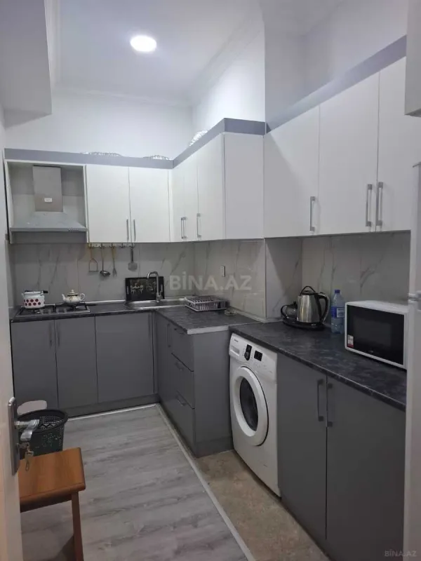 Kirayə verilir 3 otaqlı mənzil 123 m²