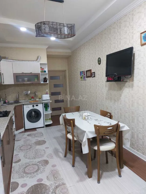 Satılır 2 otaqlı mənzil 88 m²