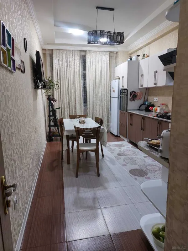 Satılır 2 otaqlı mənzil 88 m²