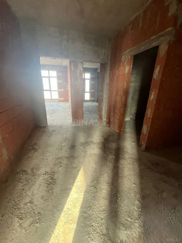 Satılır 3 otaqlı mənzil 112.2 m²