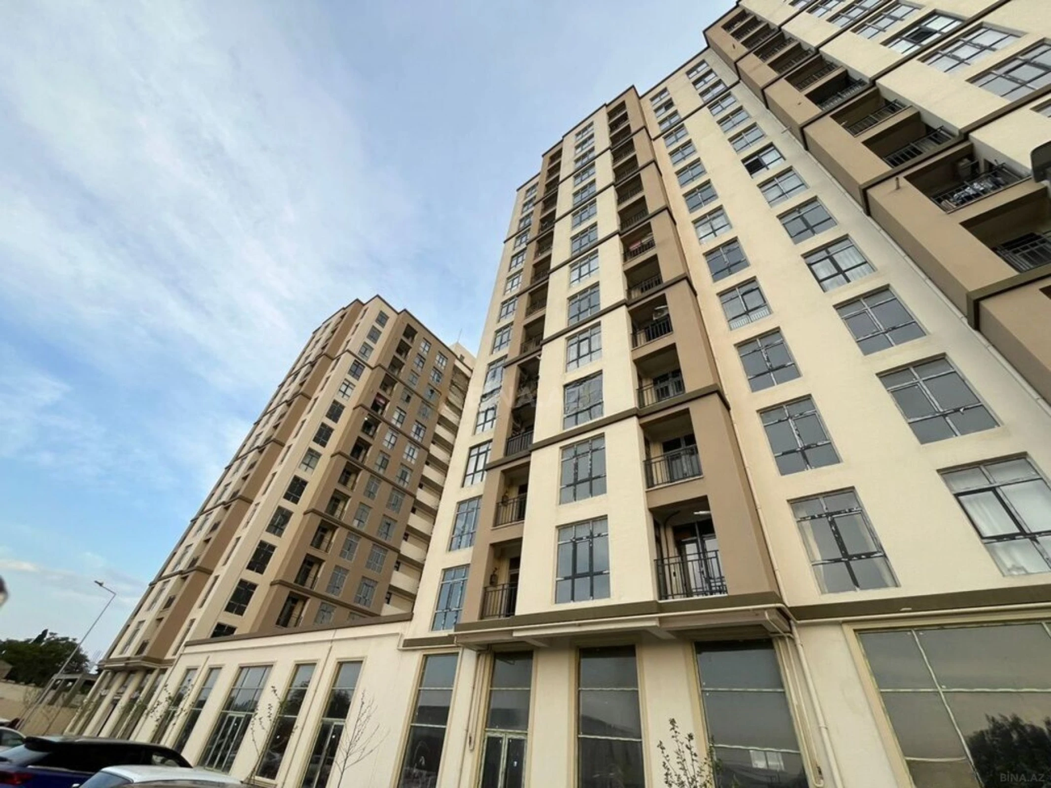 Satılır 3 otaqlı mənzil 112.2 m²