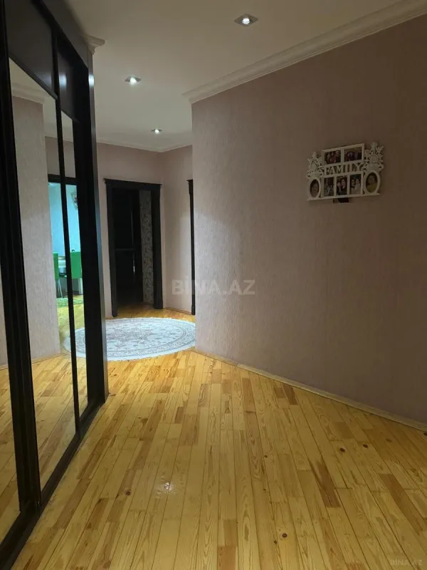 Satılır 3 otaqlı mənzil 112 m²