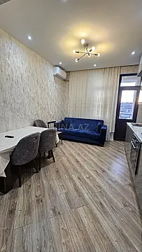 Kirayə verilir 2 otaqlı mənzil 50 m²