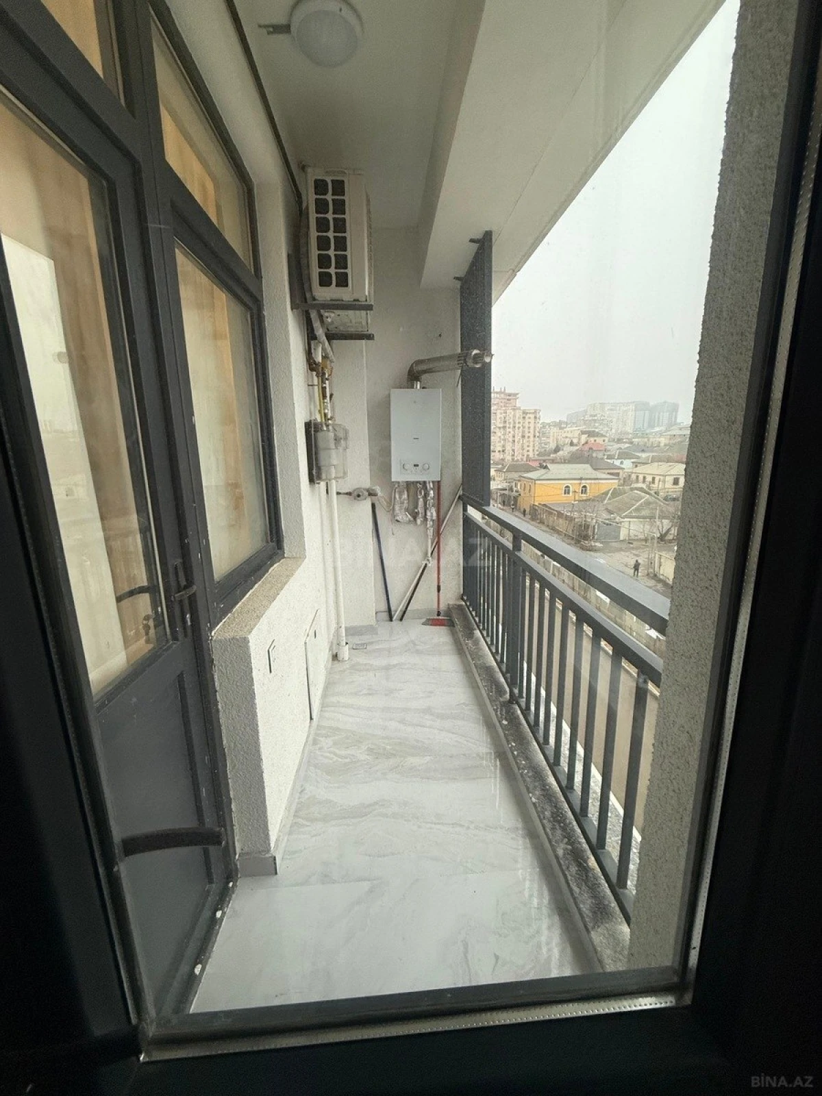 Kirayə verilir 2 otaqlı mənzil 50 m²