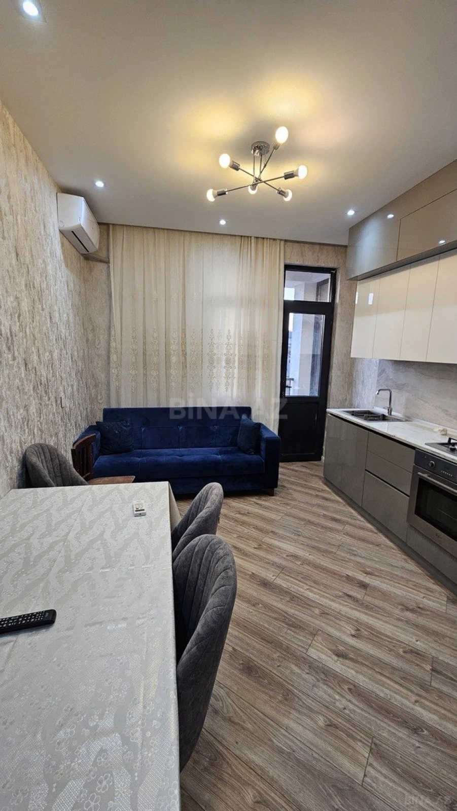 Kirayə verilir 2 otaqlı mənzil 50 m²