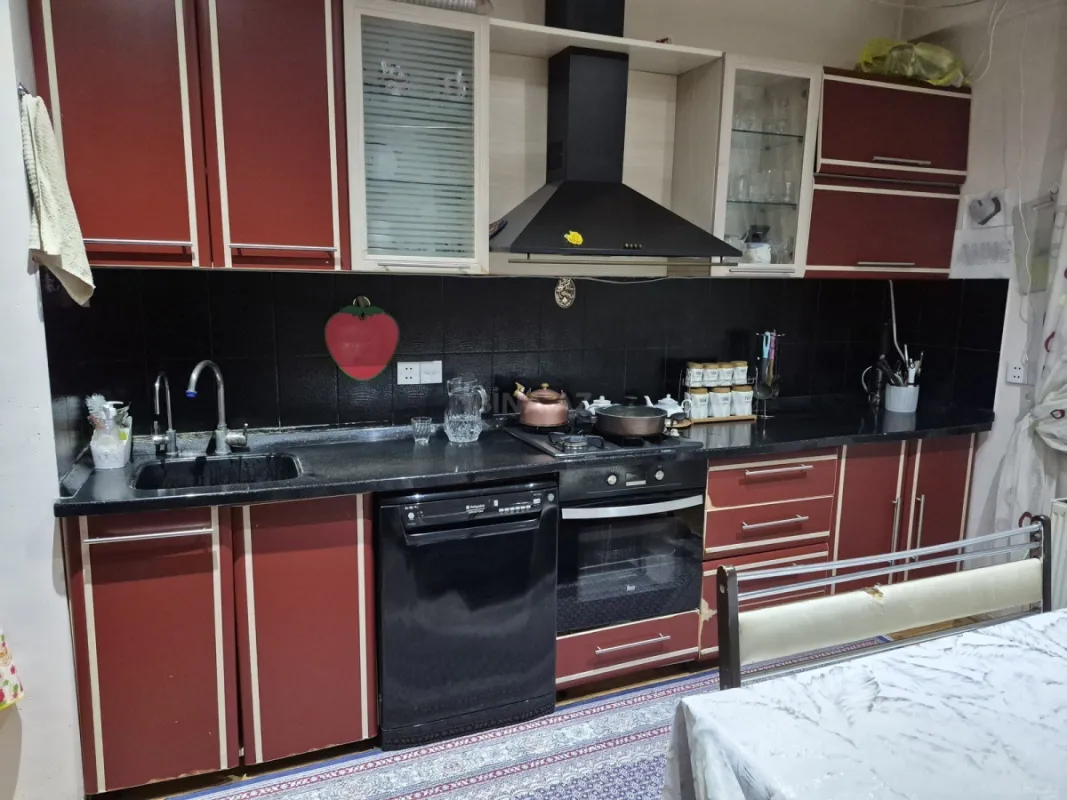 Kirayə verilir 3 otaqlı mənzil 110 m²