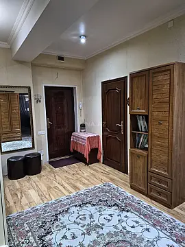 Kirayə verilir 3 otaqlı mənzil 110 m²