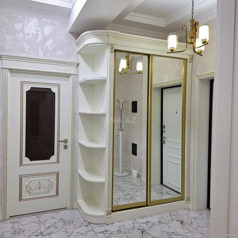 Satılır 3 otaqlı mənzil 100 m²