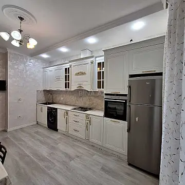 Satılır 3 otaqlı mənzil 100 m²