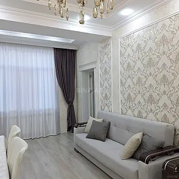 Satılır 3 otaqlı mənzil 100 m²