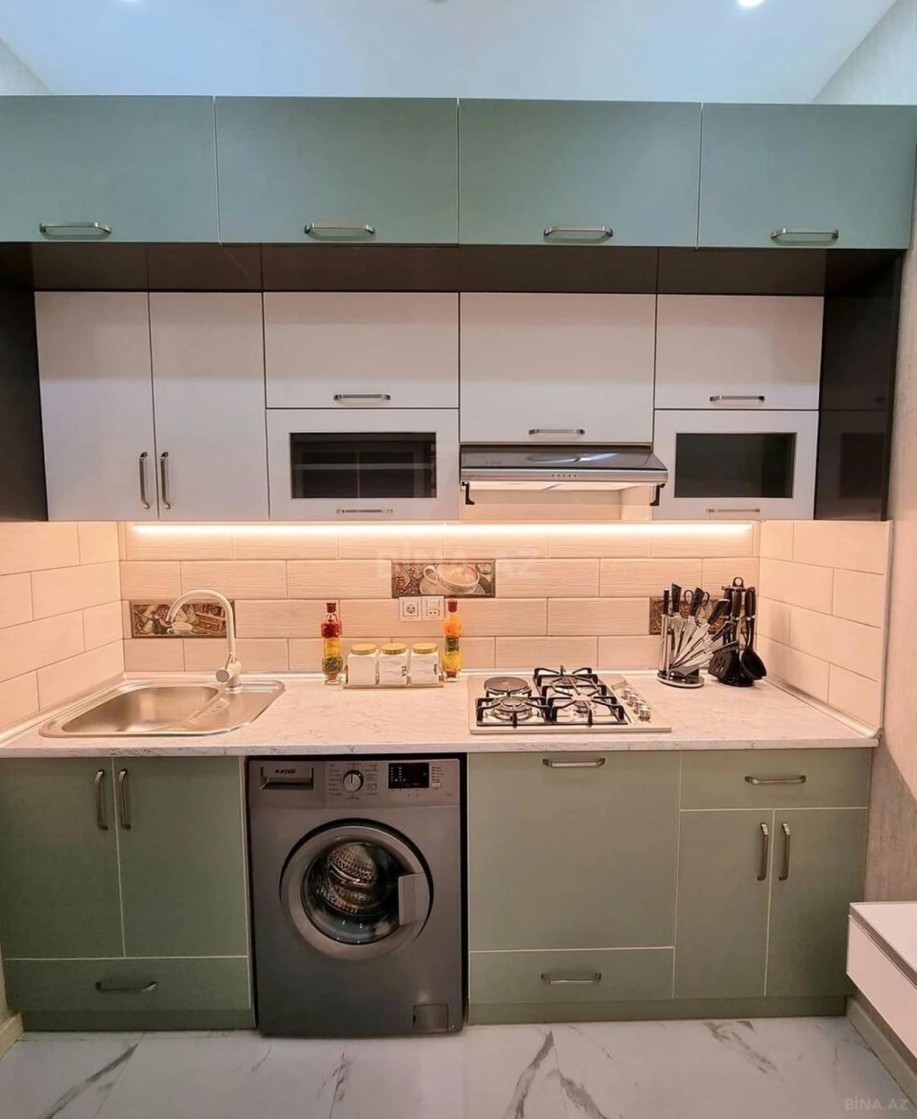 Satılır 2 otaqlı mənzil 65 m²