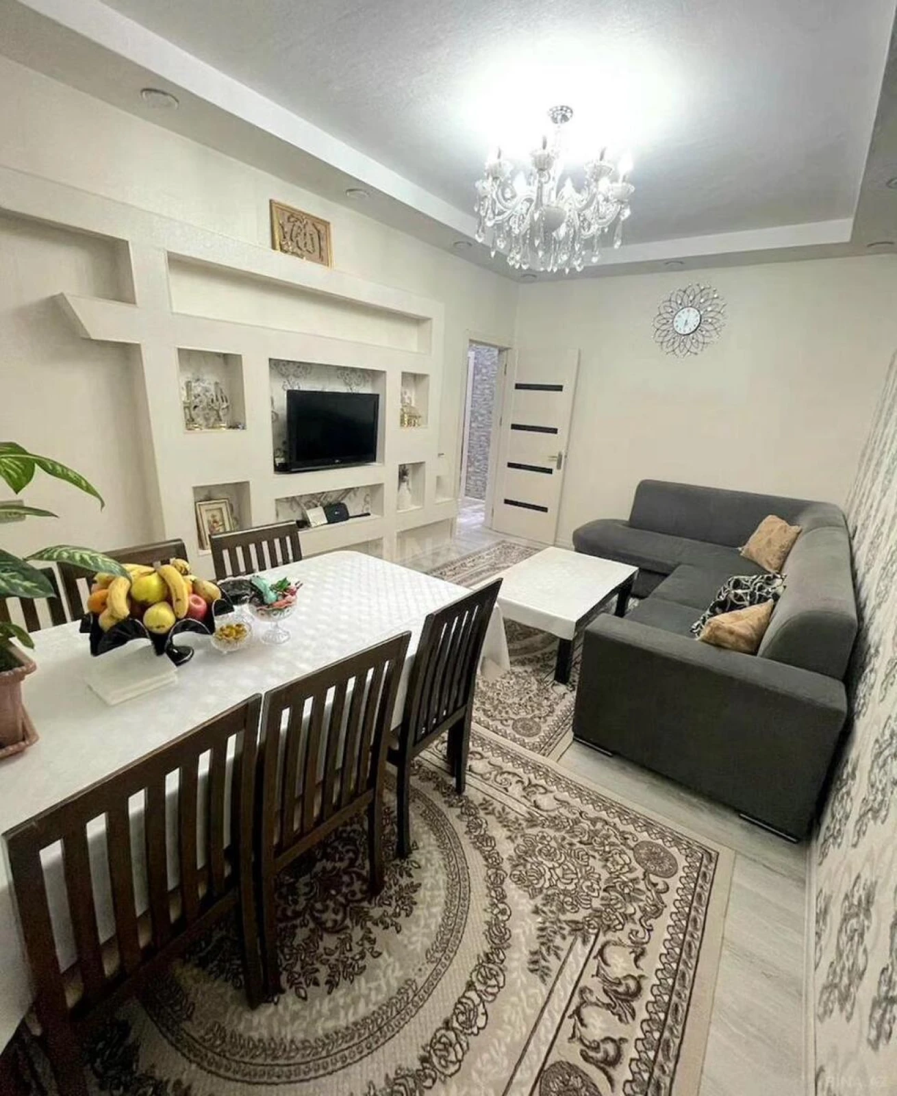 Satılır 2 otaqlı mənzil 65 m²