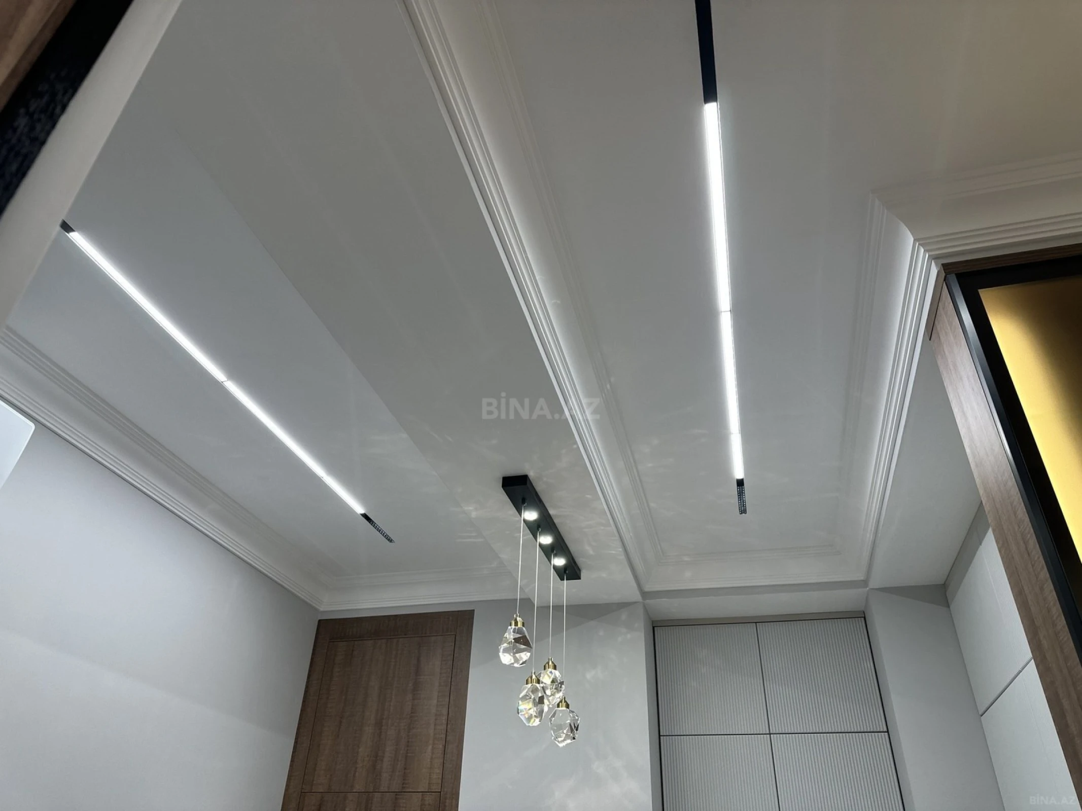 Kirayə verilir 2 otaqlı mənzil 65 m²