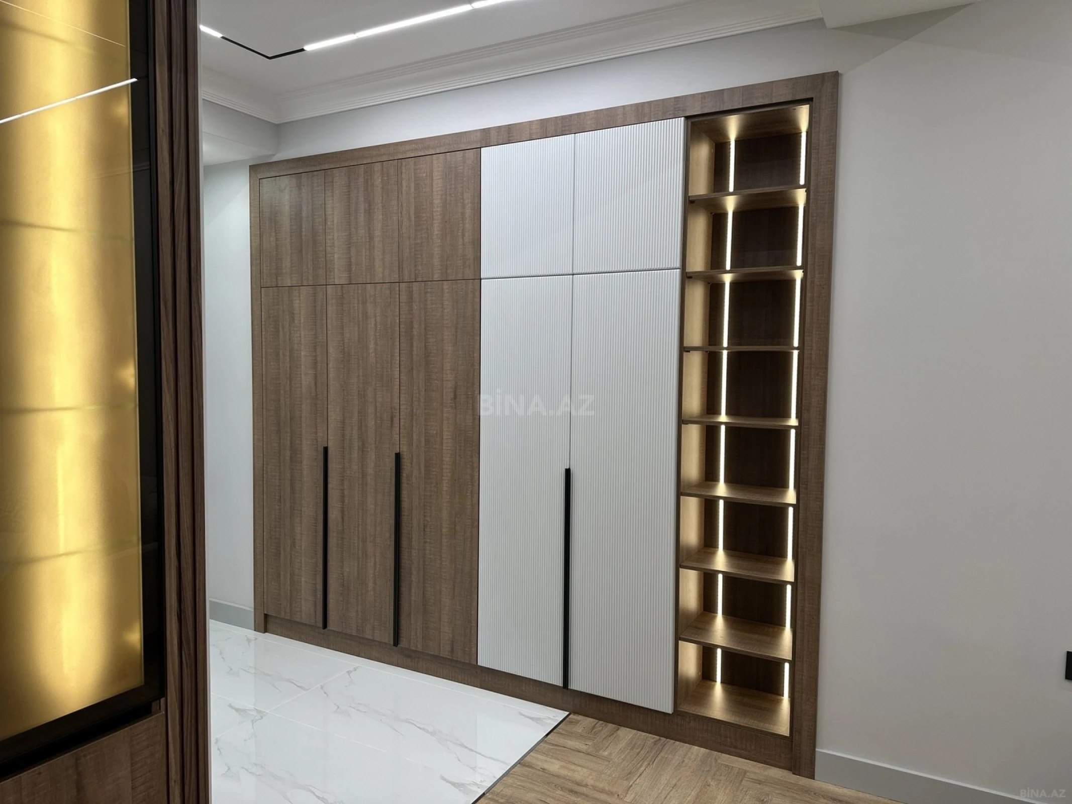 Kirayə verilir 2 otaqlı mənzil 65 m²