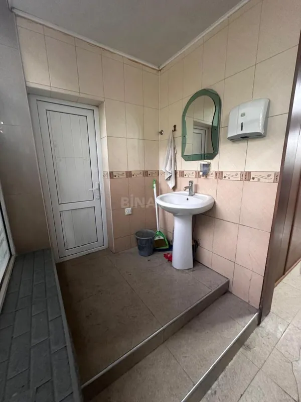 Kirayə verilir obyekt 150 m²