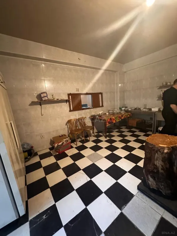 Kirayə verilir obyekt 150 m²