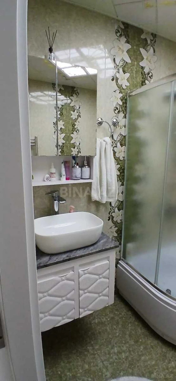 Satılır 2 otaqlı mənzil 58 m²