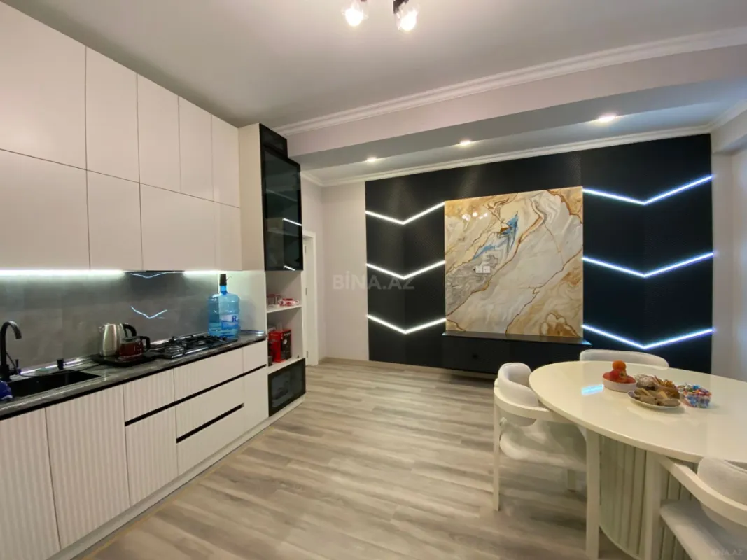 Satılır 2 otaqlı mənzil 57 m²