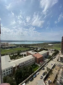 Satılır 2 otaqlı mənzil 57 m²