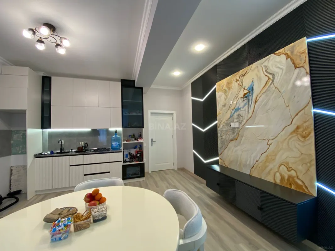 Satılır 2 otaqlı mənzil 57 m²