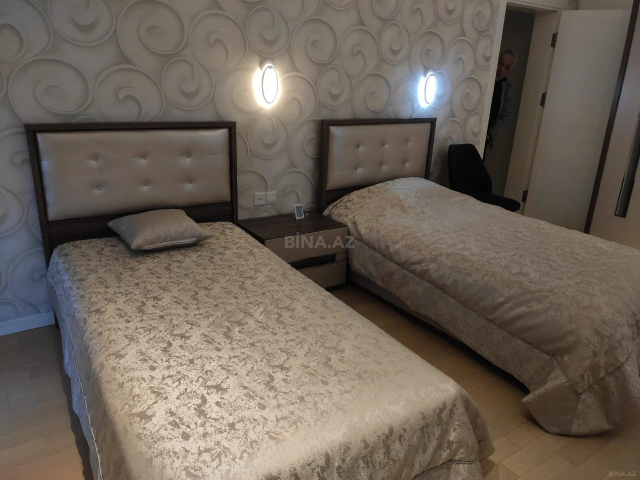 Kirayə verilir 3 otaqlı mənzil 170 m²