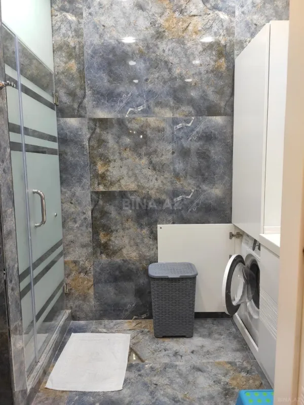 Kirayə verilir 3 otaqlı mənzil 170 m²