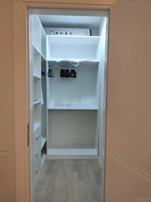 Kirayə verilir 3 otaqlı mənzil 170 m²