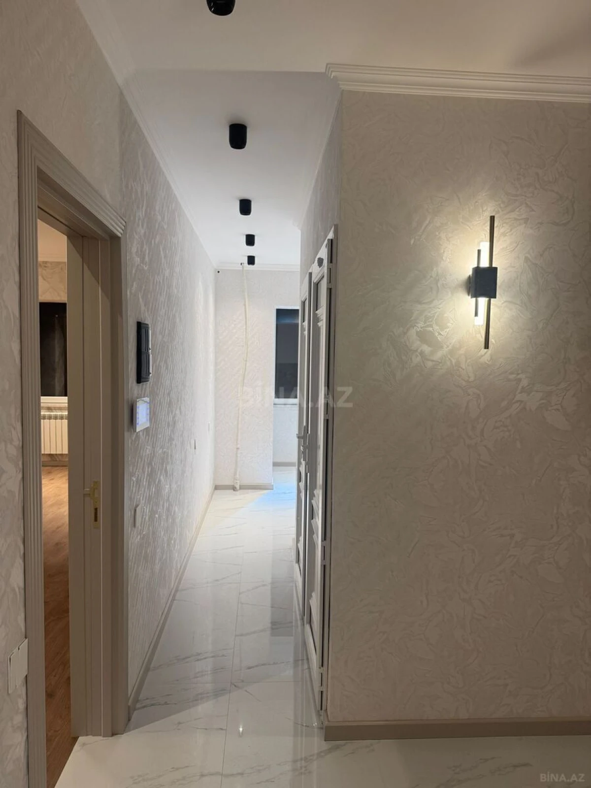 Satılır 2 otaqlı mənzil 60 m²