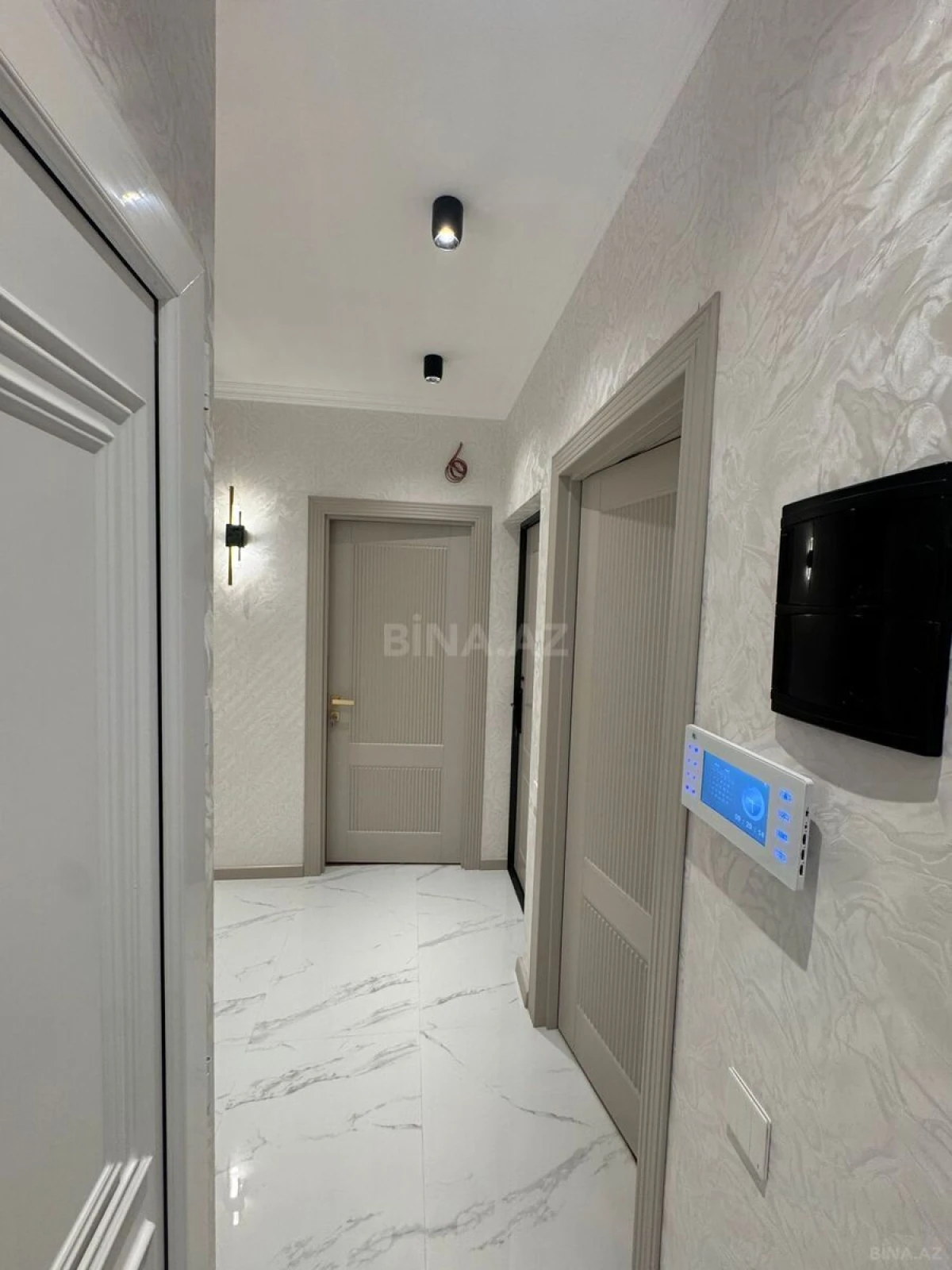 Satılır 2 otaqlı mənzil 60 m²