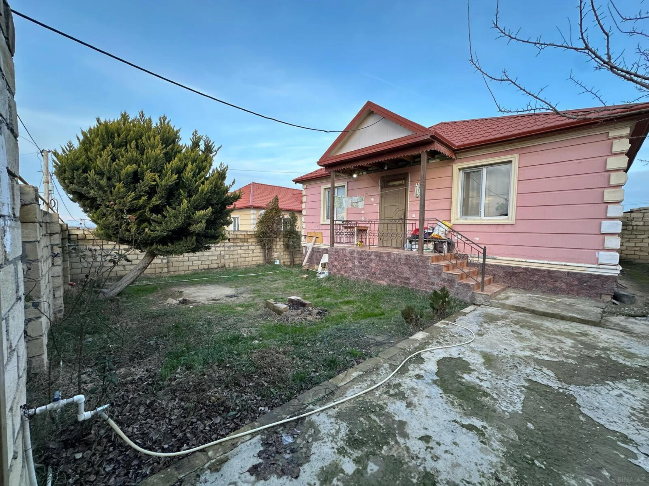 Satılır 3 otaqlı həyət evi 125 m²