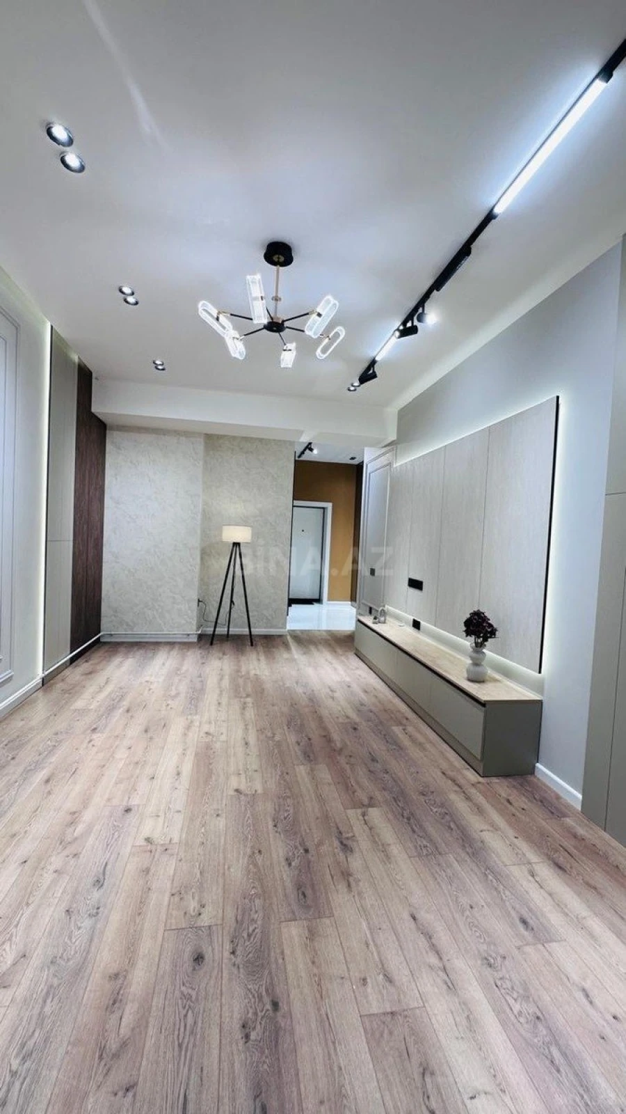 Satılır 3 otaqlı mənzil 85 m²