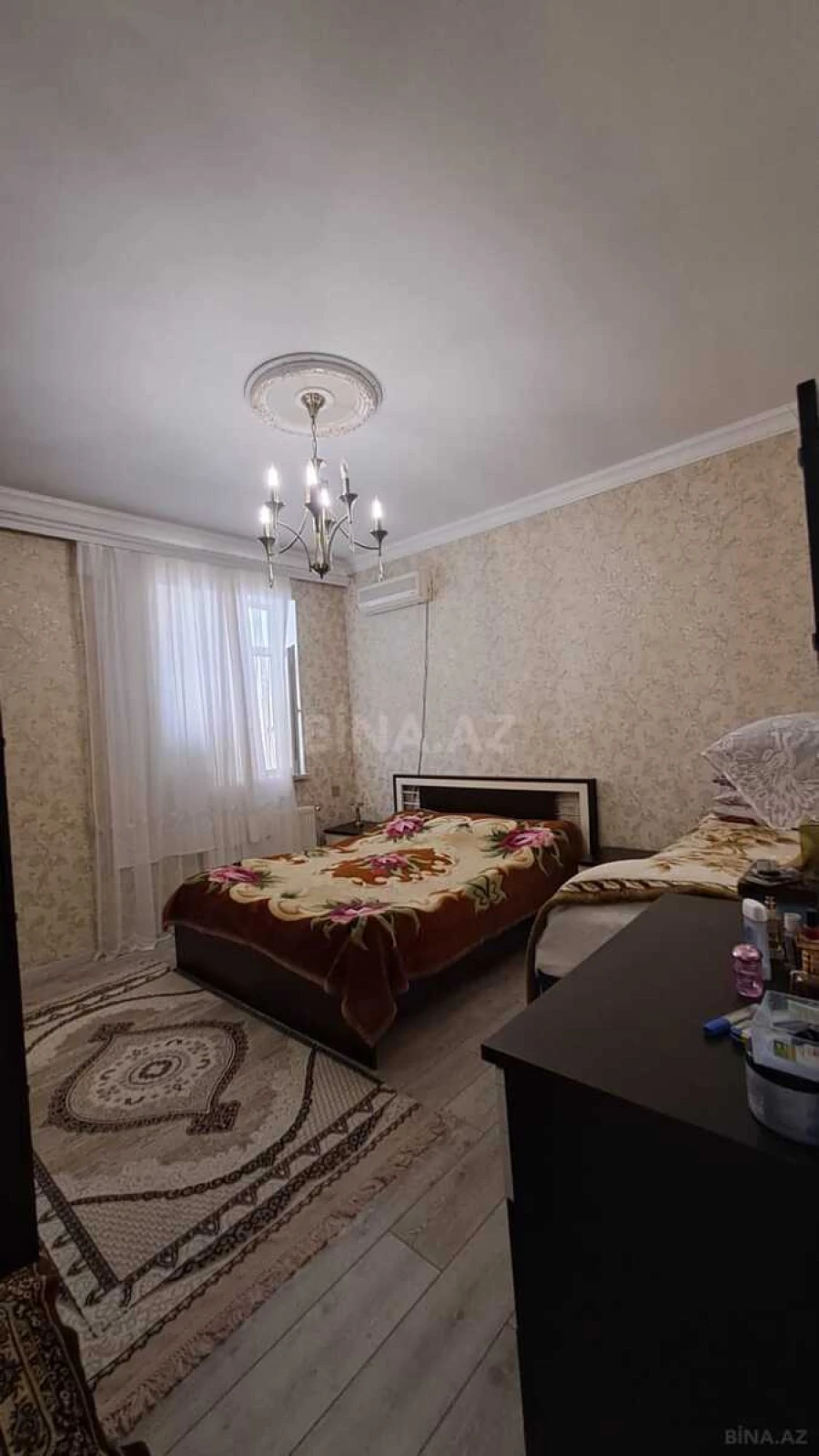 Satılır 4 otaqlı həyət evi 180 m²