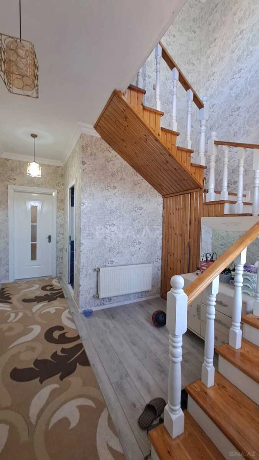 Satılır 4 otaqlı həyət evi 180 m²