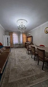 Satılır 4 otaqlı həyət evi 180 m²