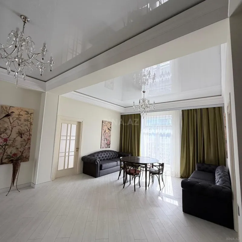 Kirayə verilir 3 otaqlı mənzil 145 m²