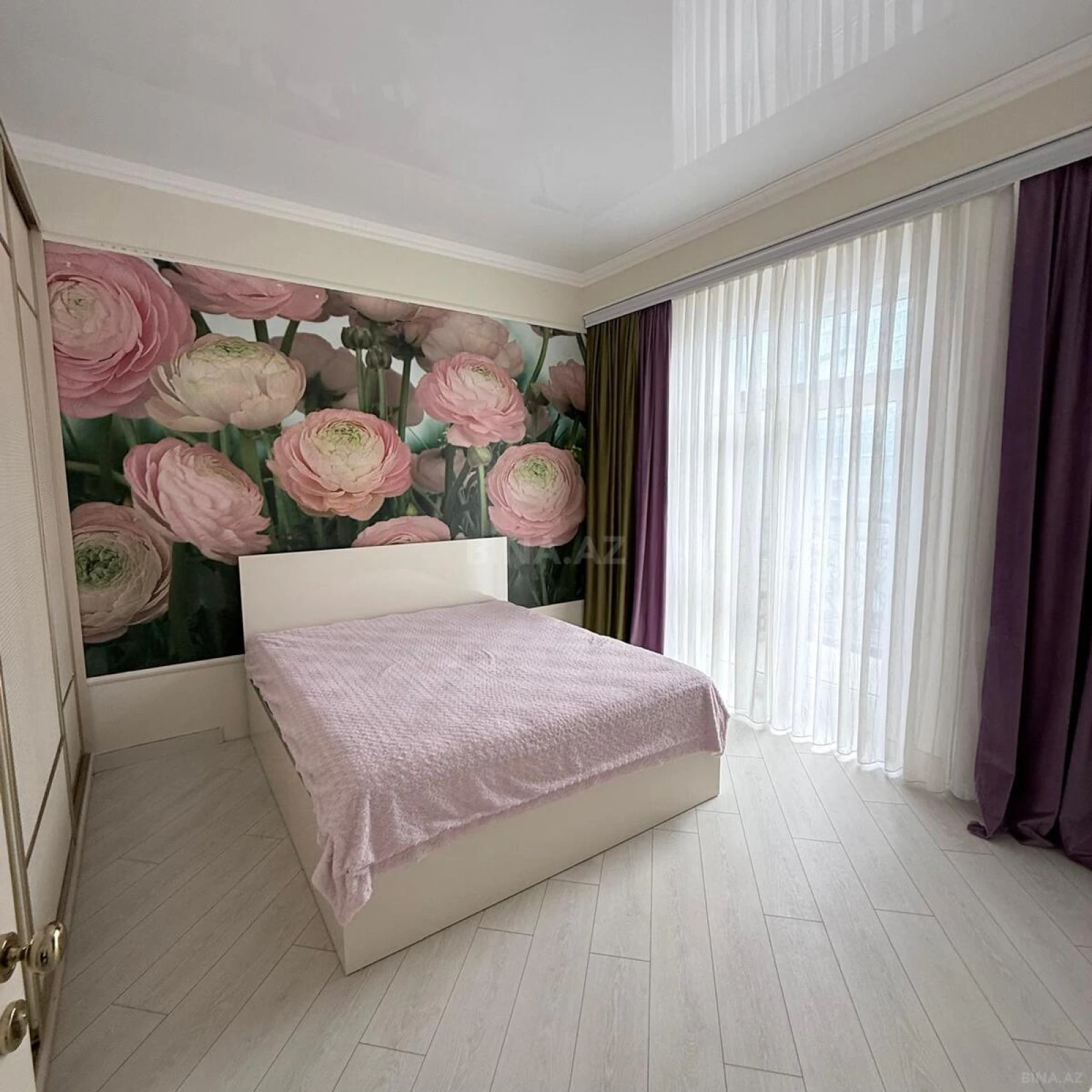 Kirayə verilir 3 otaqlı mənzil 145 m²