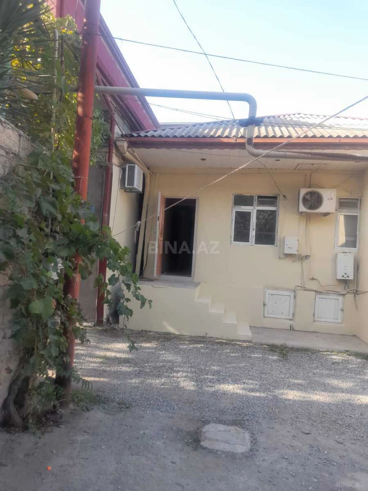 Satılır 4 otaqlı həyət evi 93 m²