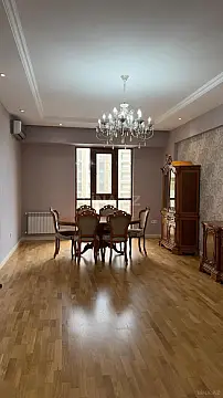 Satılır 3 otaqlı mənzil 120 m²