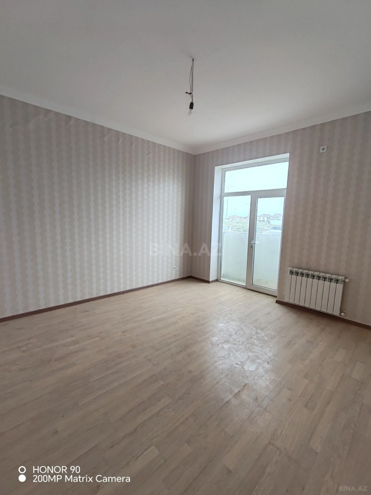Satılır 4 otaqlı mənzil 85 m²