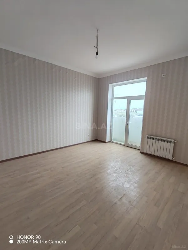 Satılır 4 otaqlı mənzil 85 m²