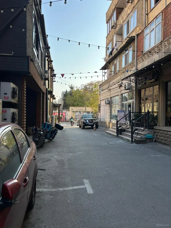 Satılır obyekt 64 m²