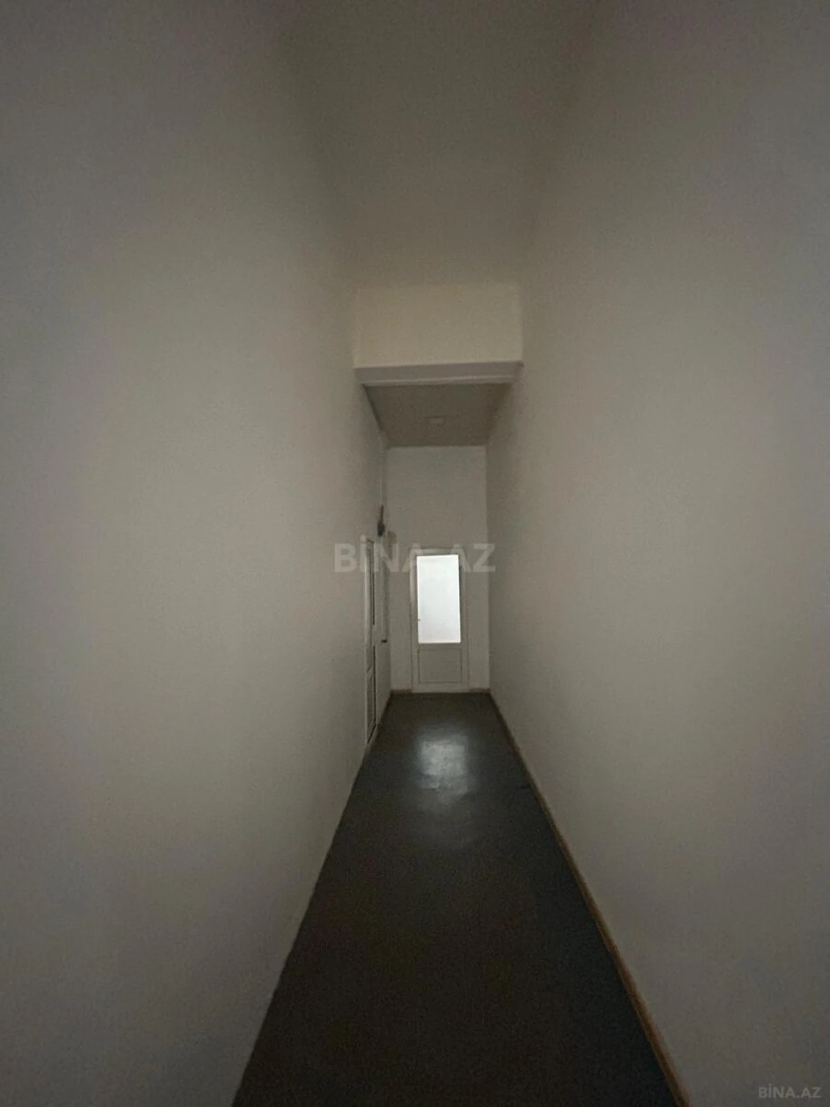 Satılır obyekt 64 m²