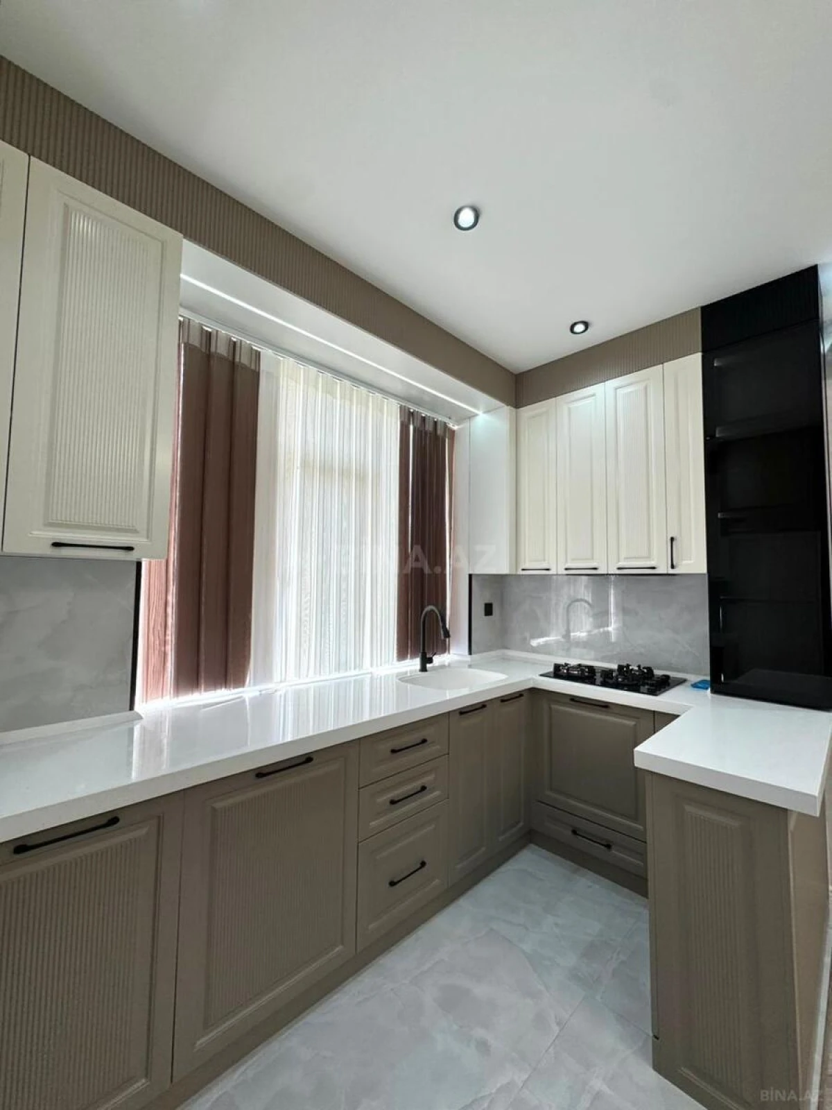 Satılır 2 otaqlı mənzil 55 m²