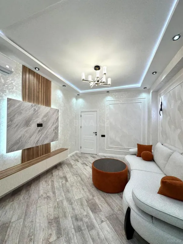 Satılır 2 otaqlı mənzil 55 m²