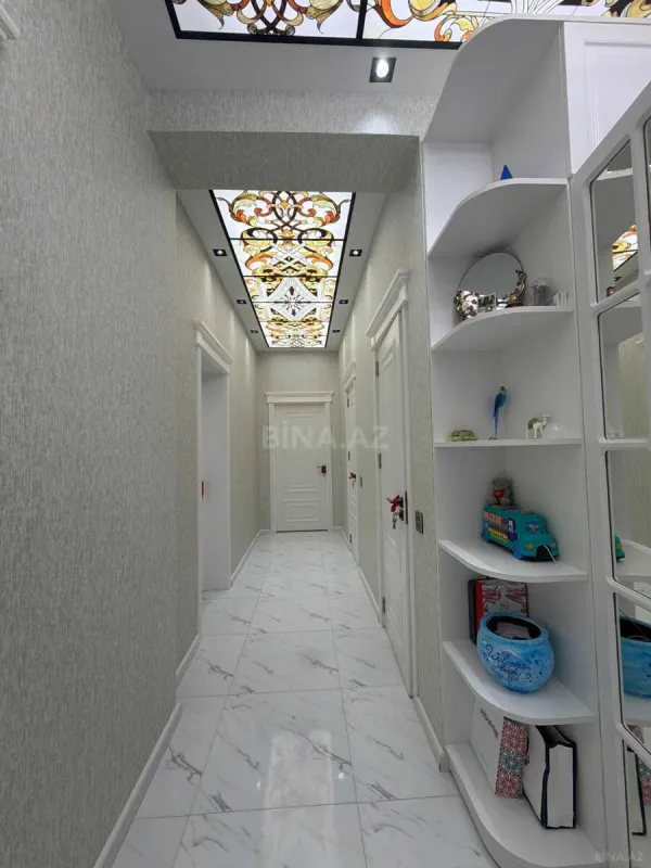Satılır 2 otaqlı mənzil 100 m²