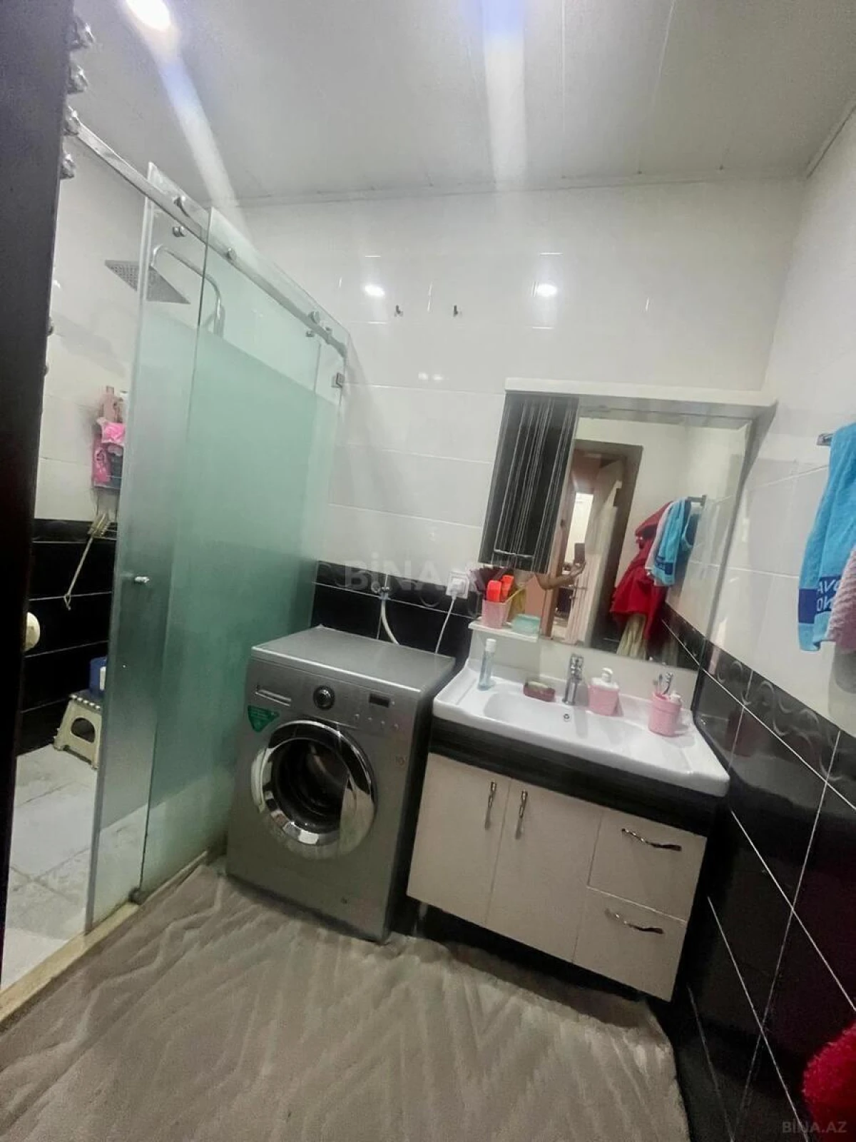Satılır 3 otaqlı mənzil 92 m²